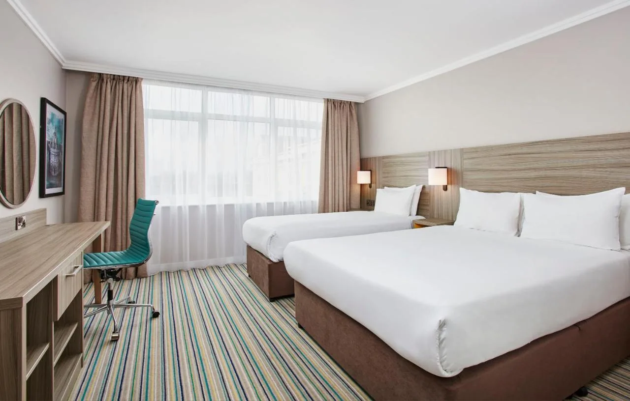 Superior Double Room and single bed